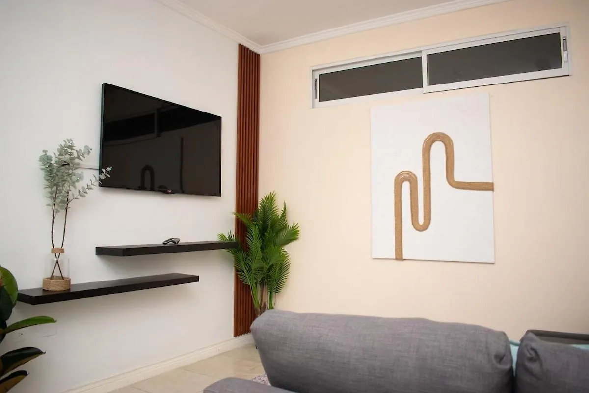 The Soul Of Kingston Chic 2Br Condo With Pool And Gym 아파트